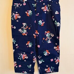 St. John's Bay Floral Capris - Navy and Multicolor